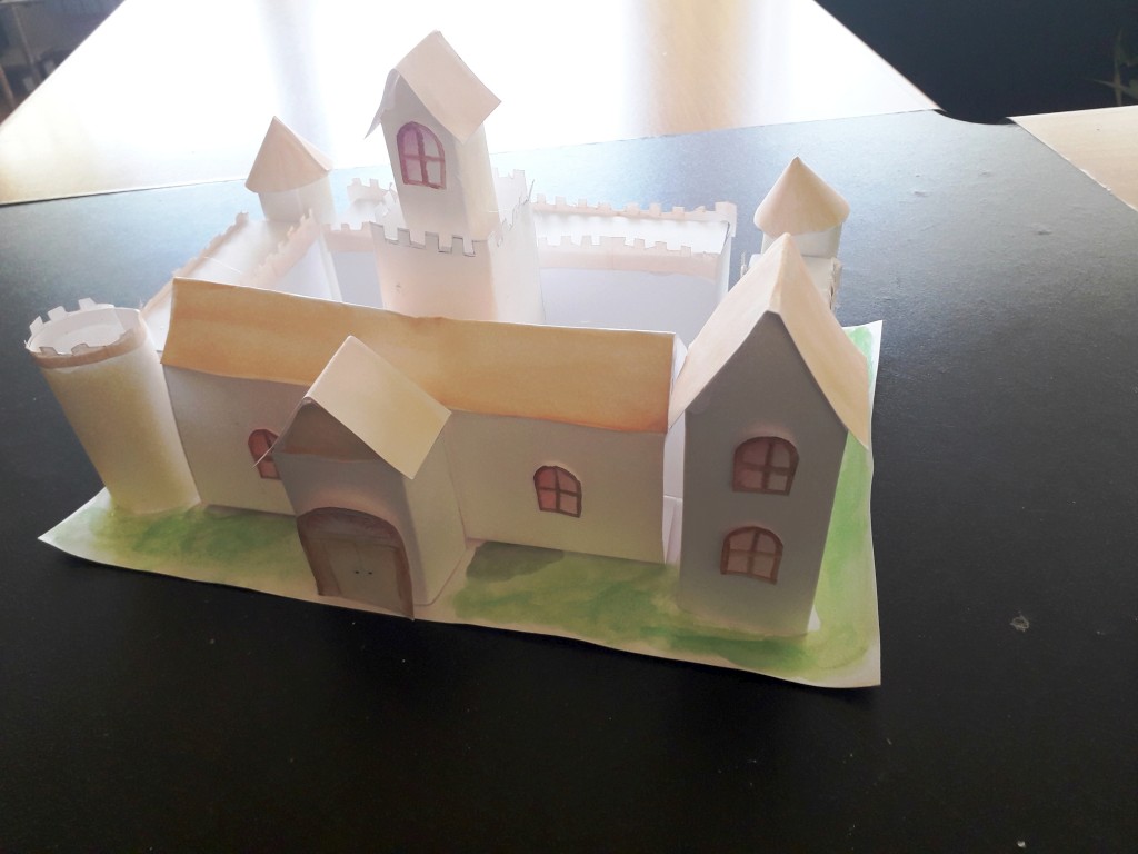 PLEŠKOVEC Učenici izradili kvalitetne matematičke umjetnine