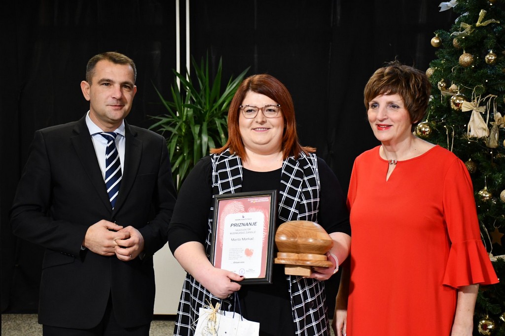 NAJVOLONTERI 2022. Nagrađeni Marta Markač i Grupa za učenje i volonterske aktivnosti Gimnazije Josipa Slavenskog