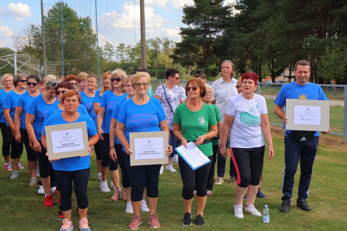 FESTIVAL SPORTSKE REKREACIJE U Mačkovcu vježbalo više od 200 žena, a slavila je ekipa Strahoninca! FESTIVAL SPORTSKE REKREACIJE U Mačkovcu vježbalo više od 200 žena, a slavila je ekipa Strahoninca!