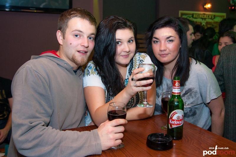 slika0006 Podroom (Petak, 7.12. – Trash & Burn Pin-up Calendar Party – 2. dio)