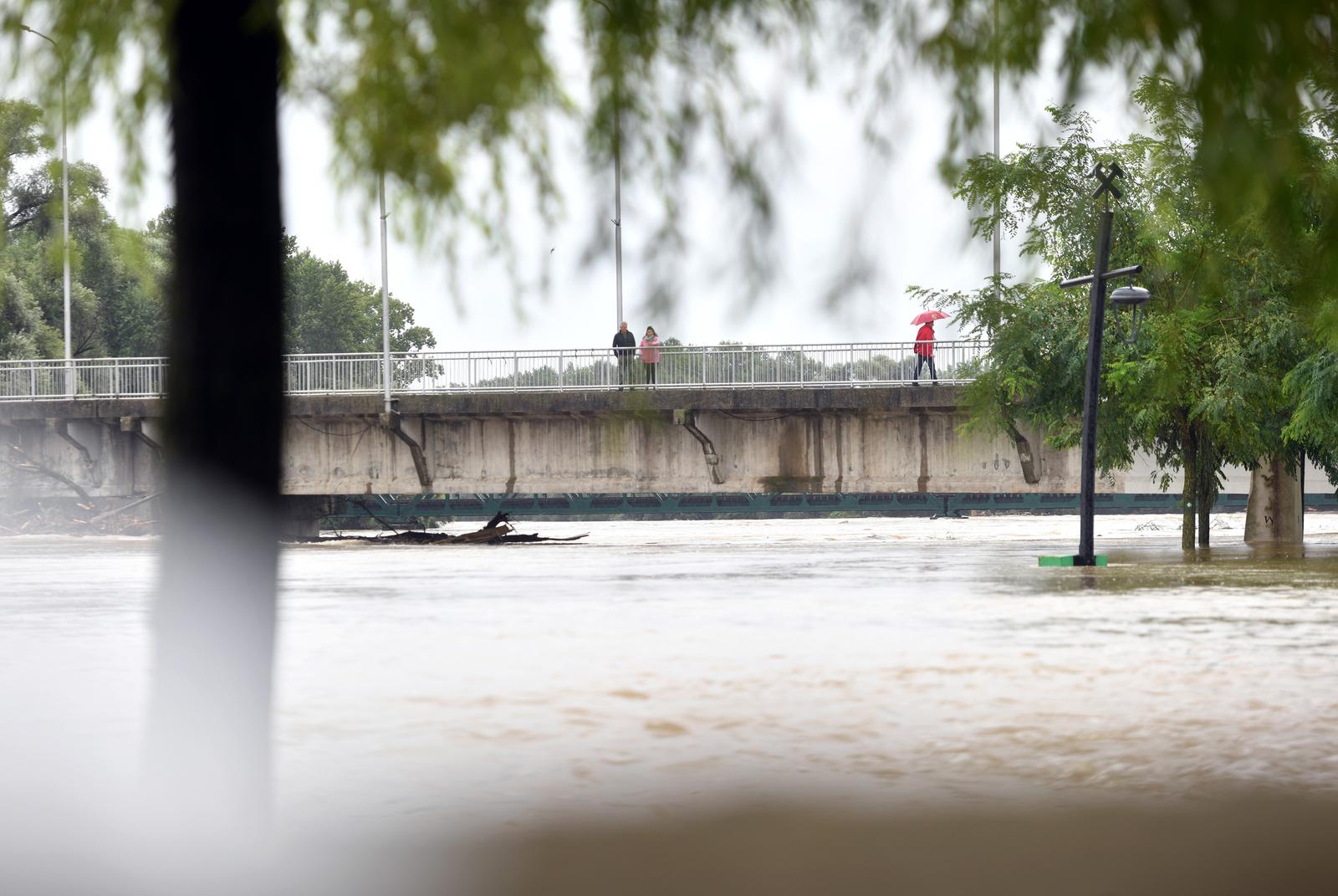 FOTO Mura dostigla nevjerojatnih 537 cm