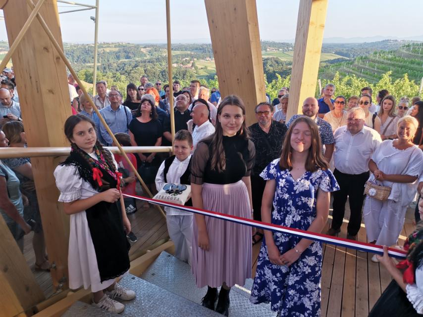 Veliki dan za Međimurje! Svečano otvoren vidikovac na Mađerkinom bregu
