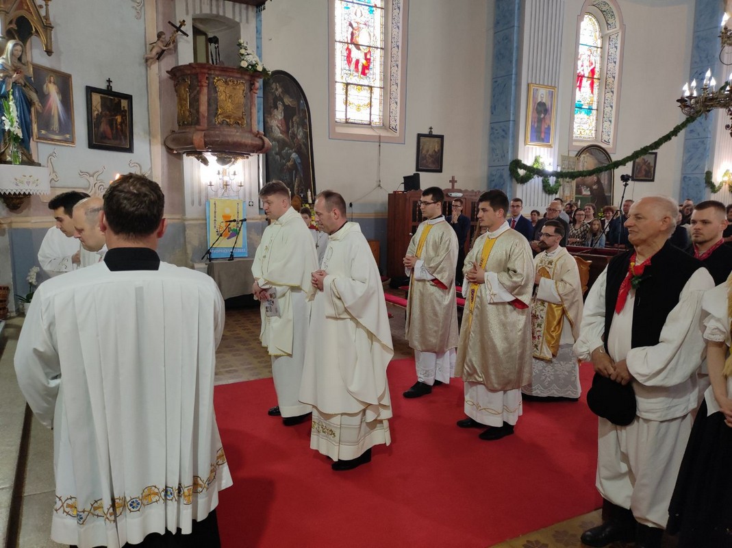 Mlada misa u Kotoribi