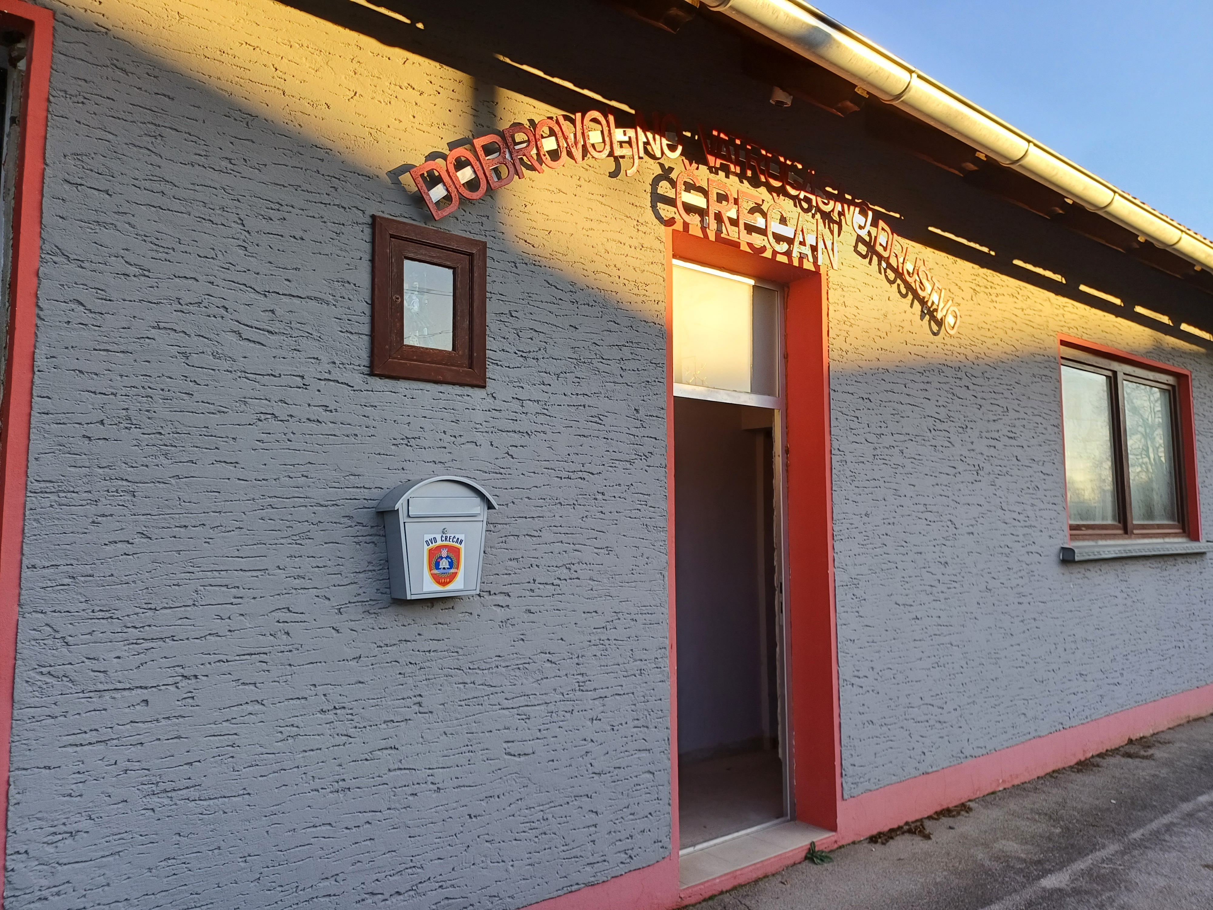 Dječje igralište u Nedelišću i Vatrogasni dom u Črečanu