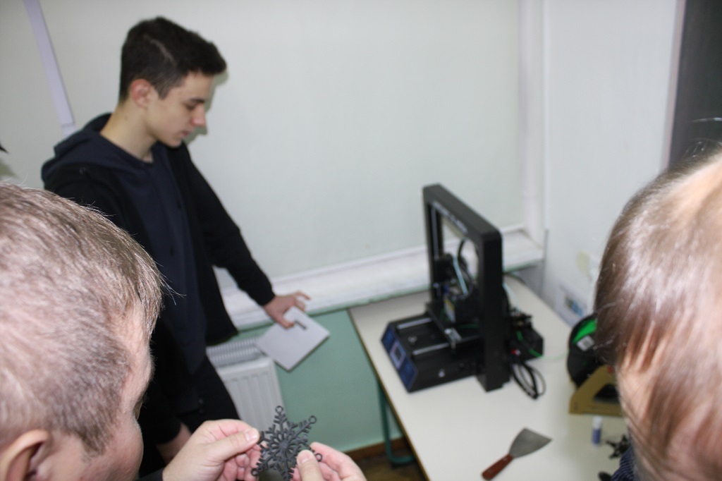 Gradski dužnosnici obišli radionice i kampove