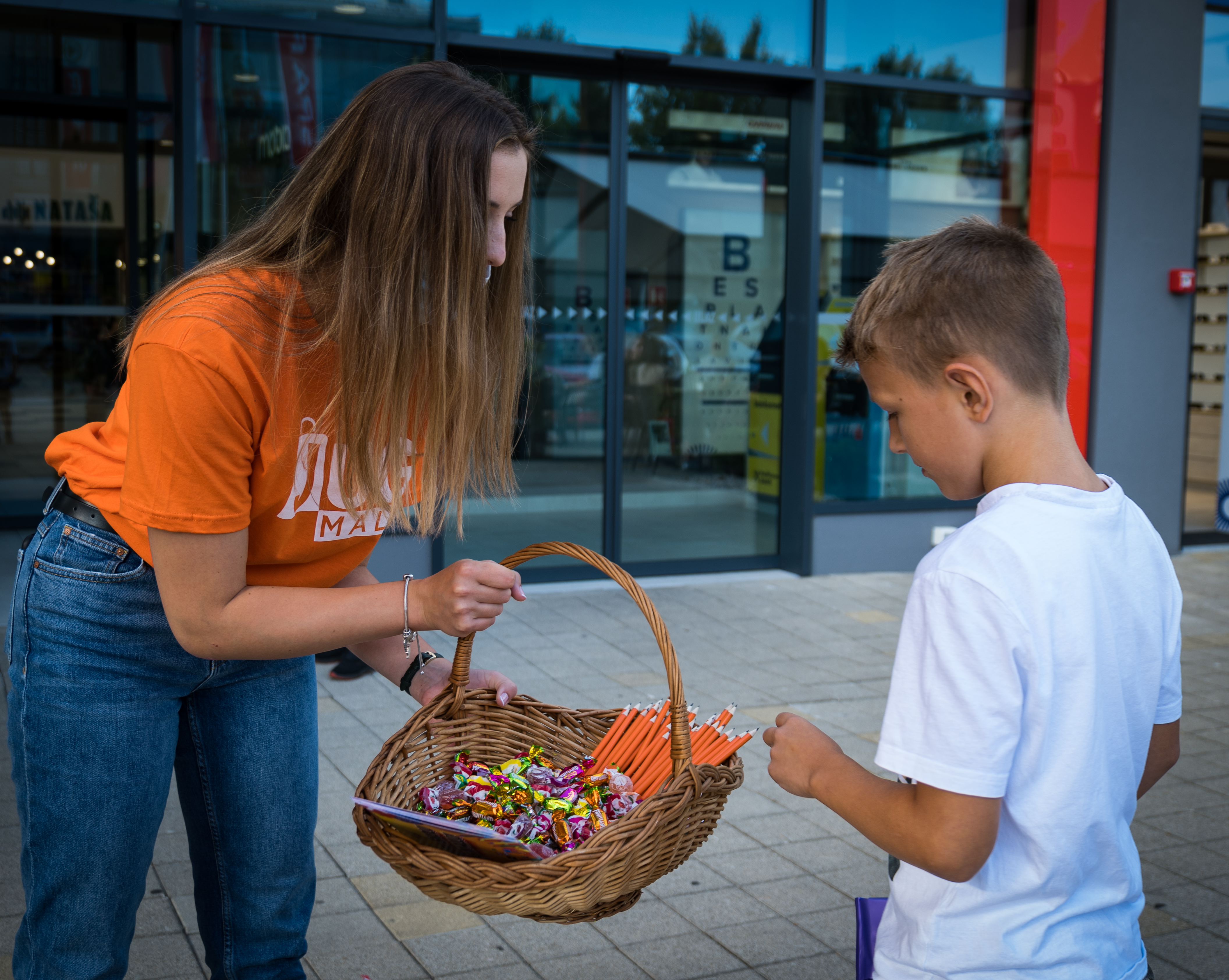 Image 5056122 (auto)