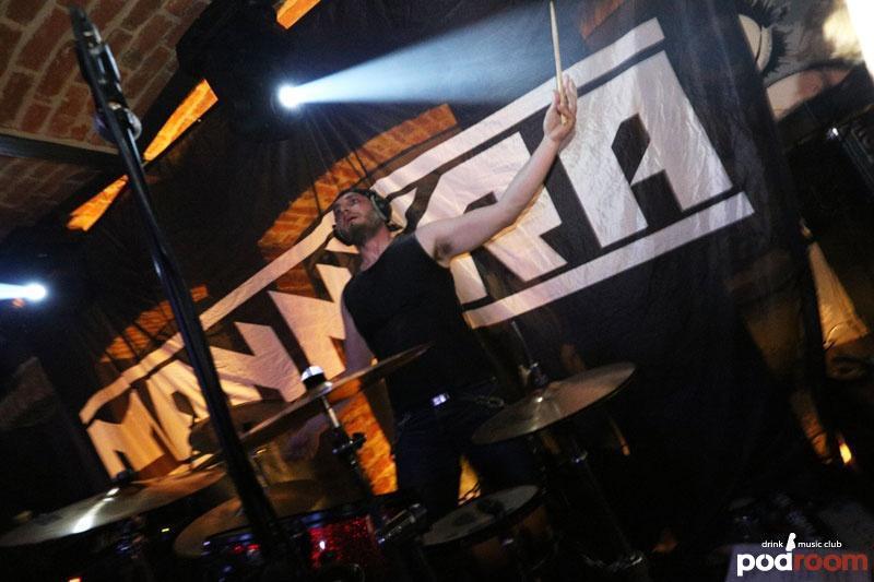 slika0017 Podroom (Petak, 19.4.2013 – MANNTRA live & H I R & IRON HEARTH)