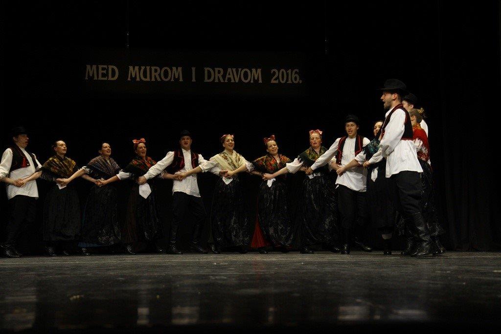 smotrafolklora16502320