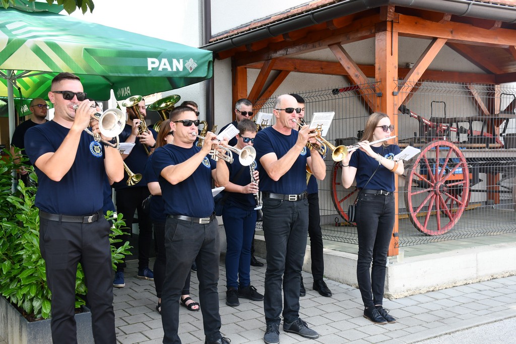 VELIKA SVEČANOST Vatrogasci DVD-a Mala Subotica slave 130. rođendan