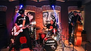 slika0001 Podroom (Petak, 1.3.2013. – Small House Brown)