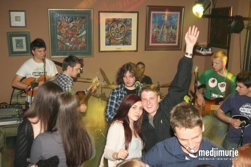 slika0058 Arcus (Subota, 5.5.2012) slika0058 Arcus (Subota, 5.5.2012)