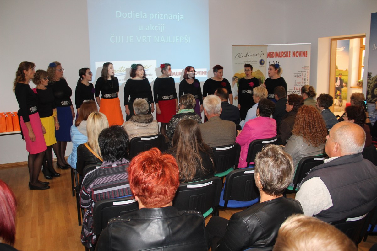 ZALJUBLJENICE U PRIRODU Odabrani najljepši vrtovi i okućnice Međimurja