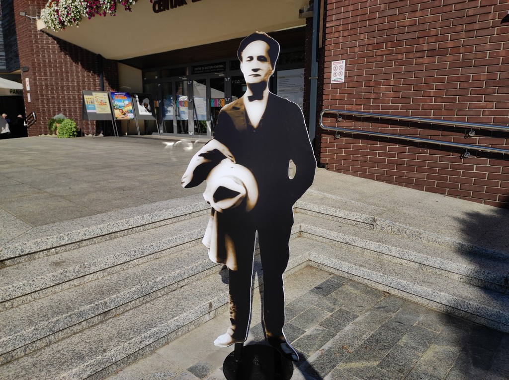 INSTALACIJE Chuch Norris, Branko Lustig, David Bowie samo su neke od ličnosti koje možete zateći u središtu Čakovca!