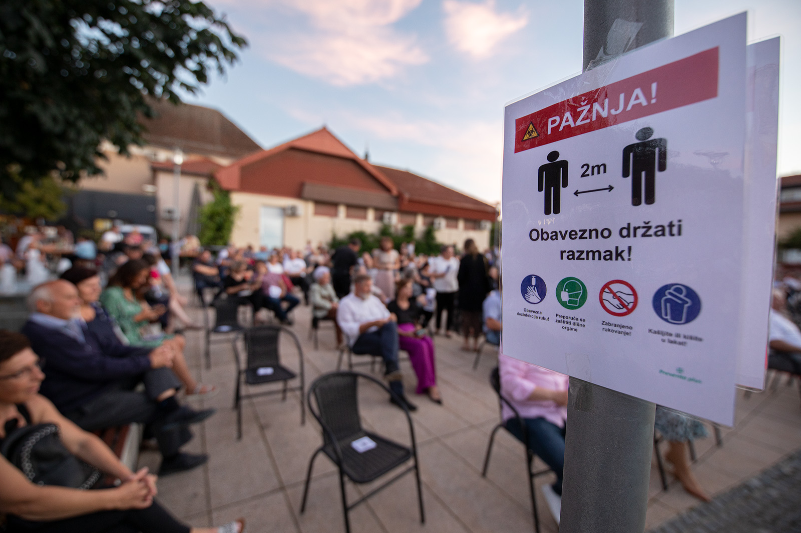 Pod zvjezdanim nebom: Brojna publika uživala u ‘Operi pod zvijezdama’