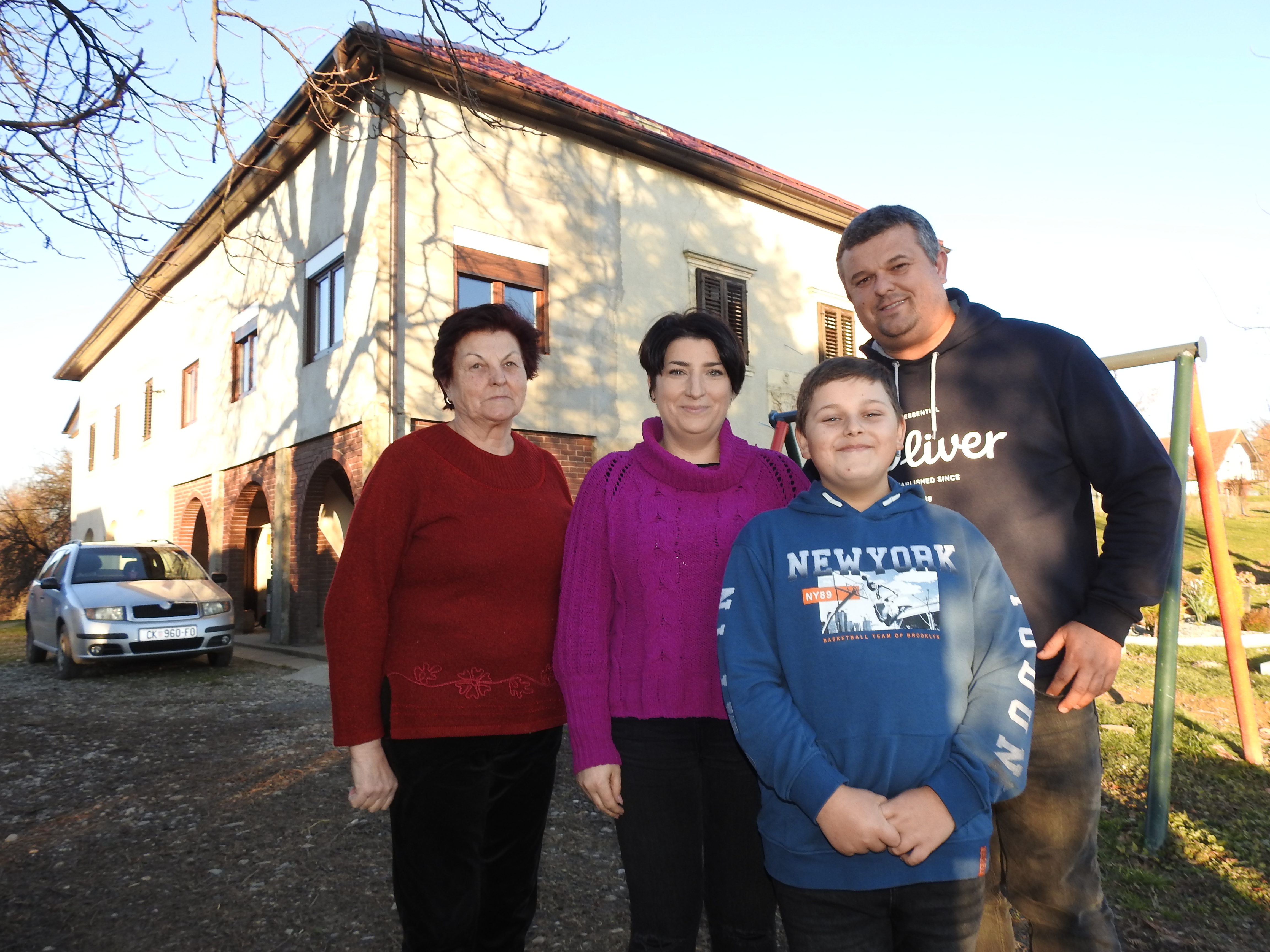 JESTE LI ČULI ZA OBERLENDUŠ? Obitelj Kraš živi u kuriji koji su gradili Pavlini