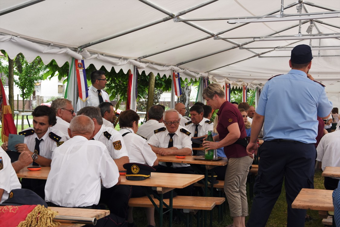 Svečana proslava: Stoti rođendan DVD-a Črečan