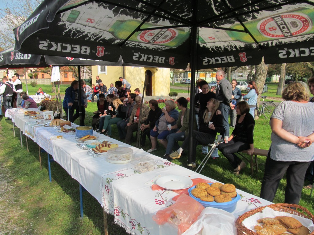 258010197img6278170056