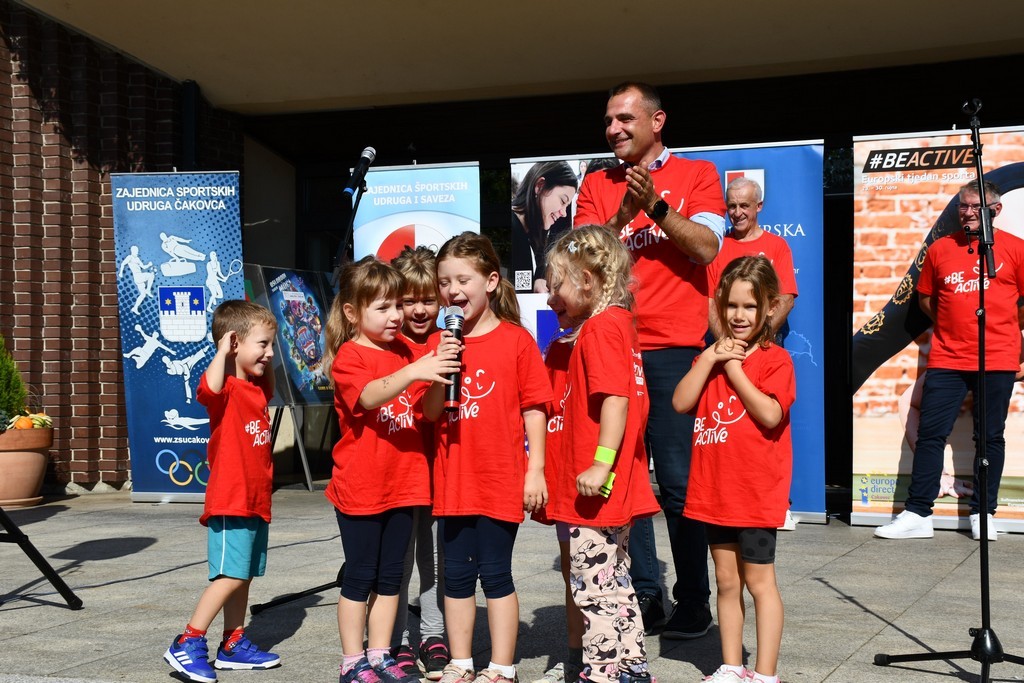VIDEO I FOTO U središtu Čakovca obilježen Europski tjedan sporta i Svjetski dan srca VIDEO I FOTO U središtu Čakovca obilježen Europski tjedan sporta i Svjetski dan srca