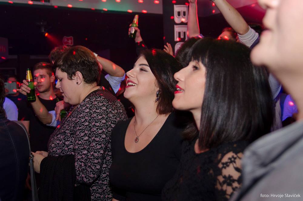 1485968812165679317511334053035