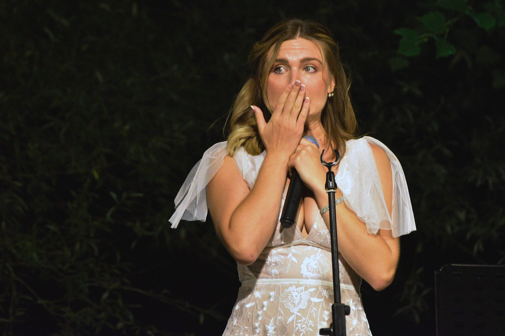 Koncert ‘Klasika uz Muru’: Dominik Padarić i Gabrijela Hrženjak zapjevali pod zvjezdanim nebom