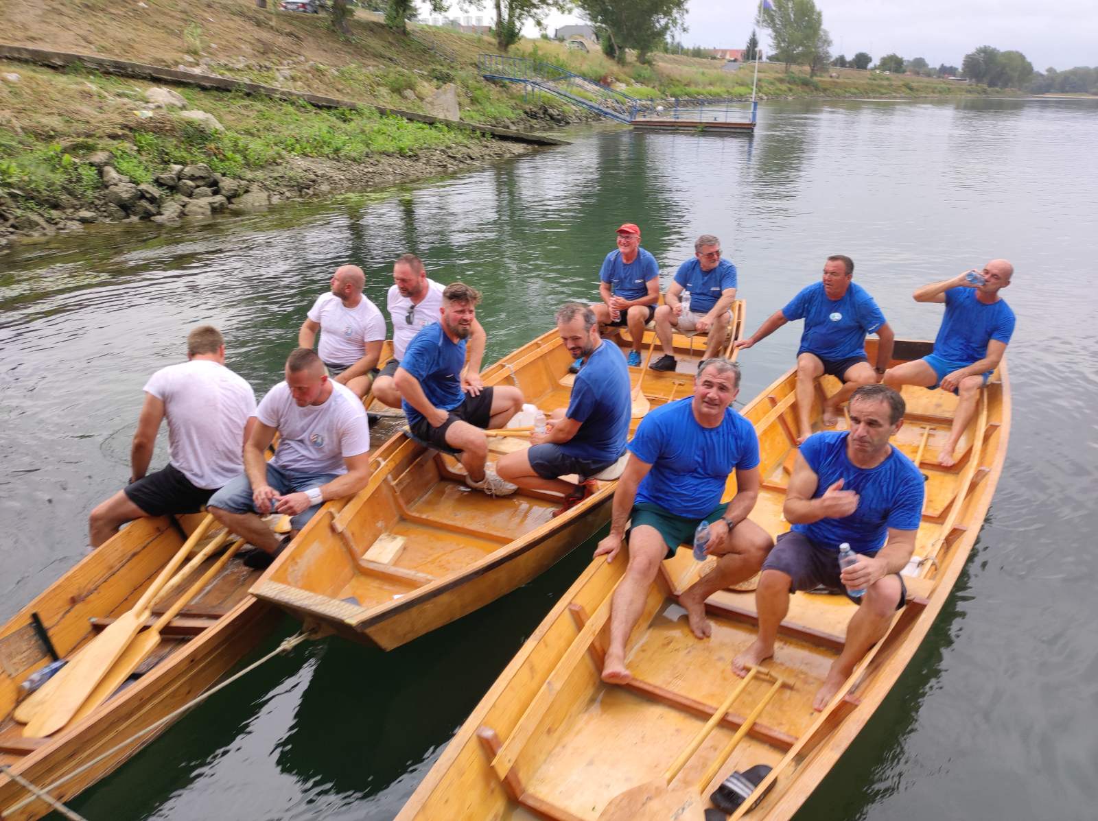 Labudice i Fljojsari pobjednici 13. natjecanja u ekipnom veslanju dravskim čamcima