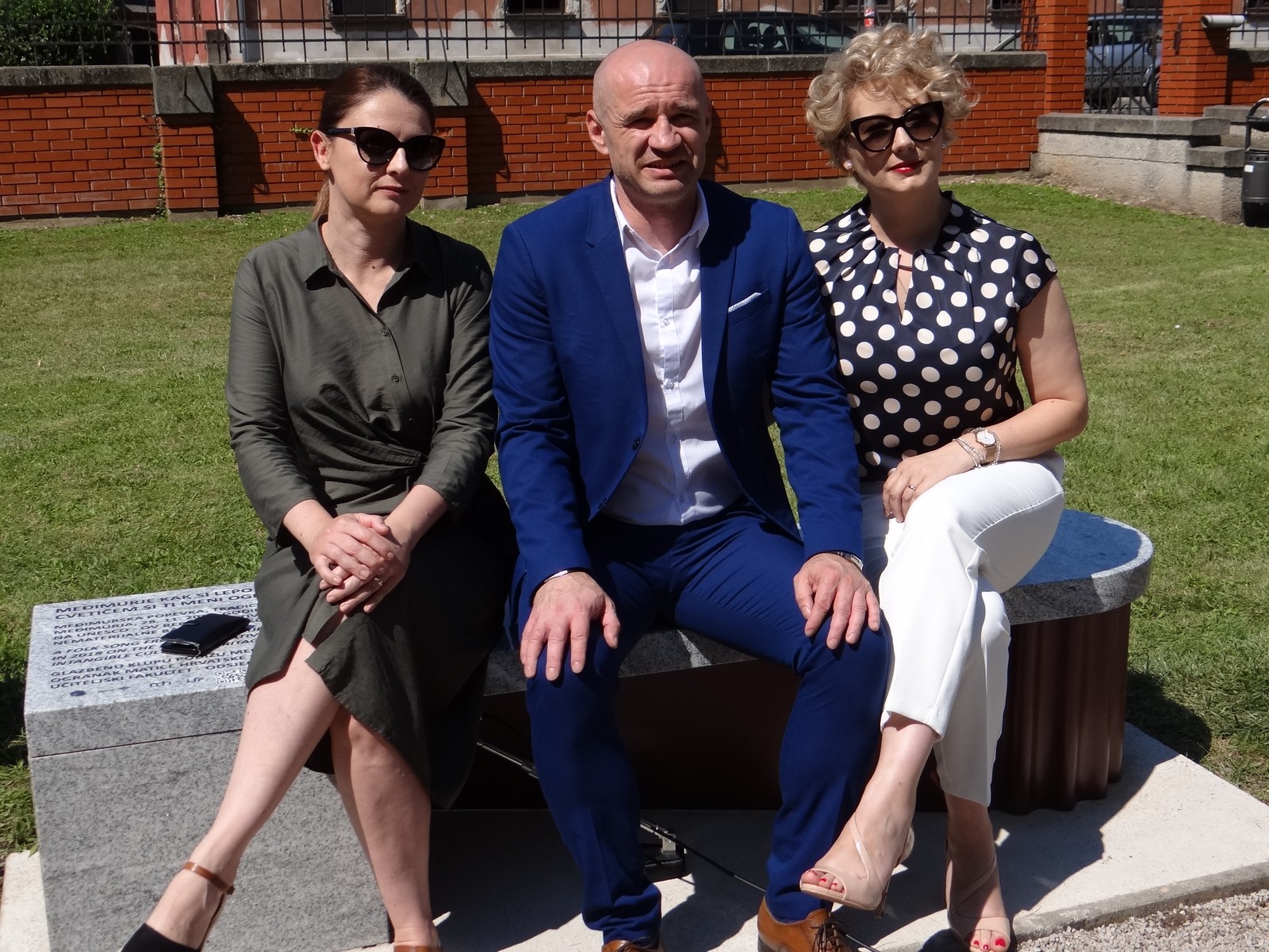 Ispred Učiteljskog fakulteta postavljena glazbena klupa posvećena međimurskoj popevki