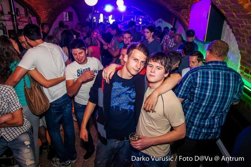 slika00070 Antrum (Subota, 28.6.2014. – Sandra Afrika)