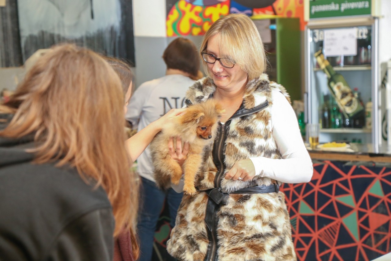 Humanitarno fotkanje s ljubimcima za pomoć azilu Prijatelji Čakovec