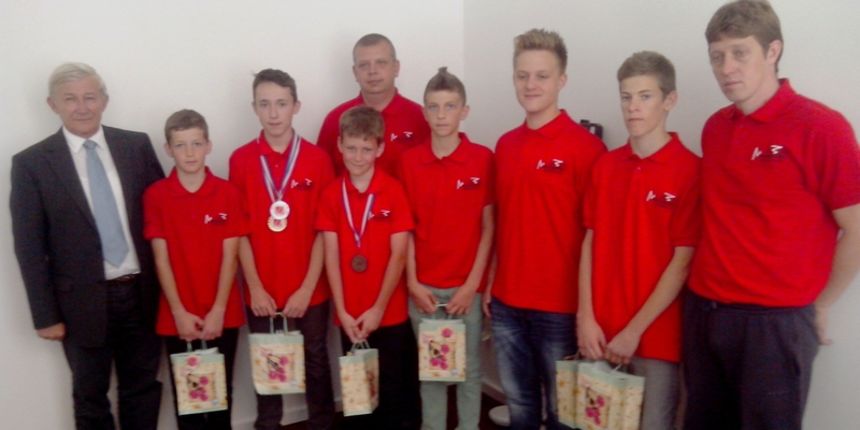 zajednicka2014060414381126183 zajednicka2014060414381126183