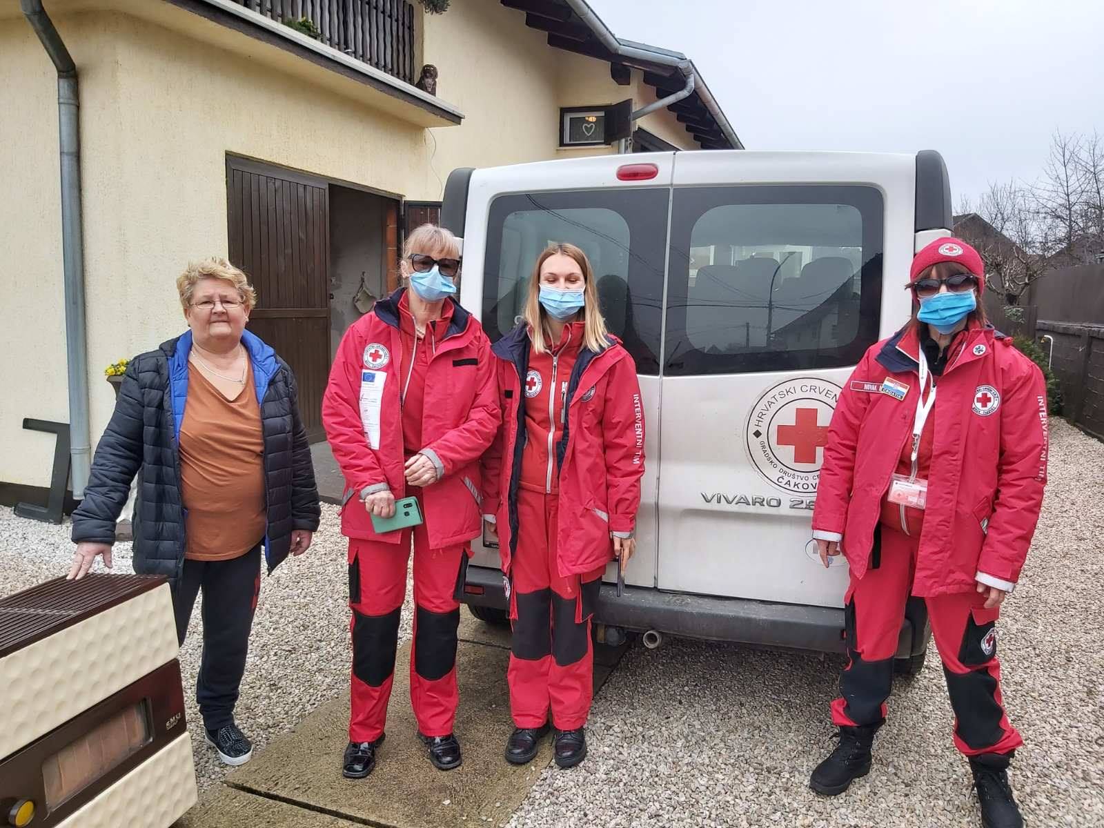 FOTO I ovog tjedna su naši timovi Crvenog križa na potresom pogođenom području