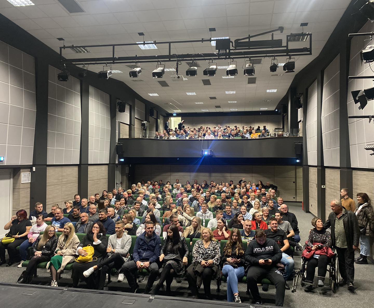 ‘Marginalci’ napunili Centar za kulturu Rudar do posljednjeg mjesta – ovog tjedna još tri projekcije! ‘Marginalci’ napunili Centar za kulturu Rudar do posljednjeg mjesta – ovog tjedna još tri projekcije!