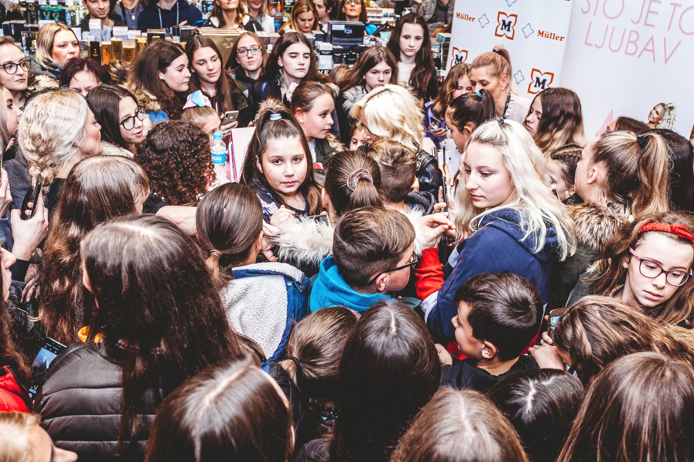 Maju Šuput u Galeriji Sjever dočekali brojni obožavatelji