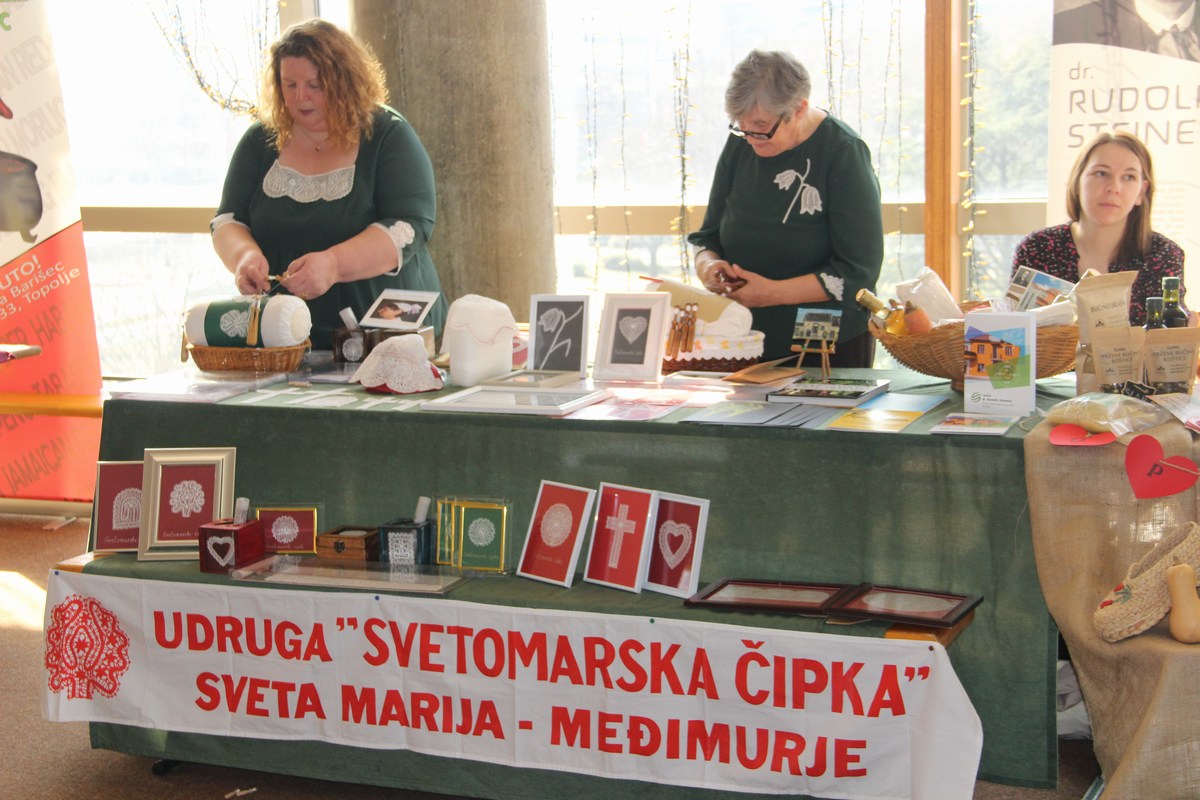 Kajkavci u Lisinskom