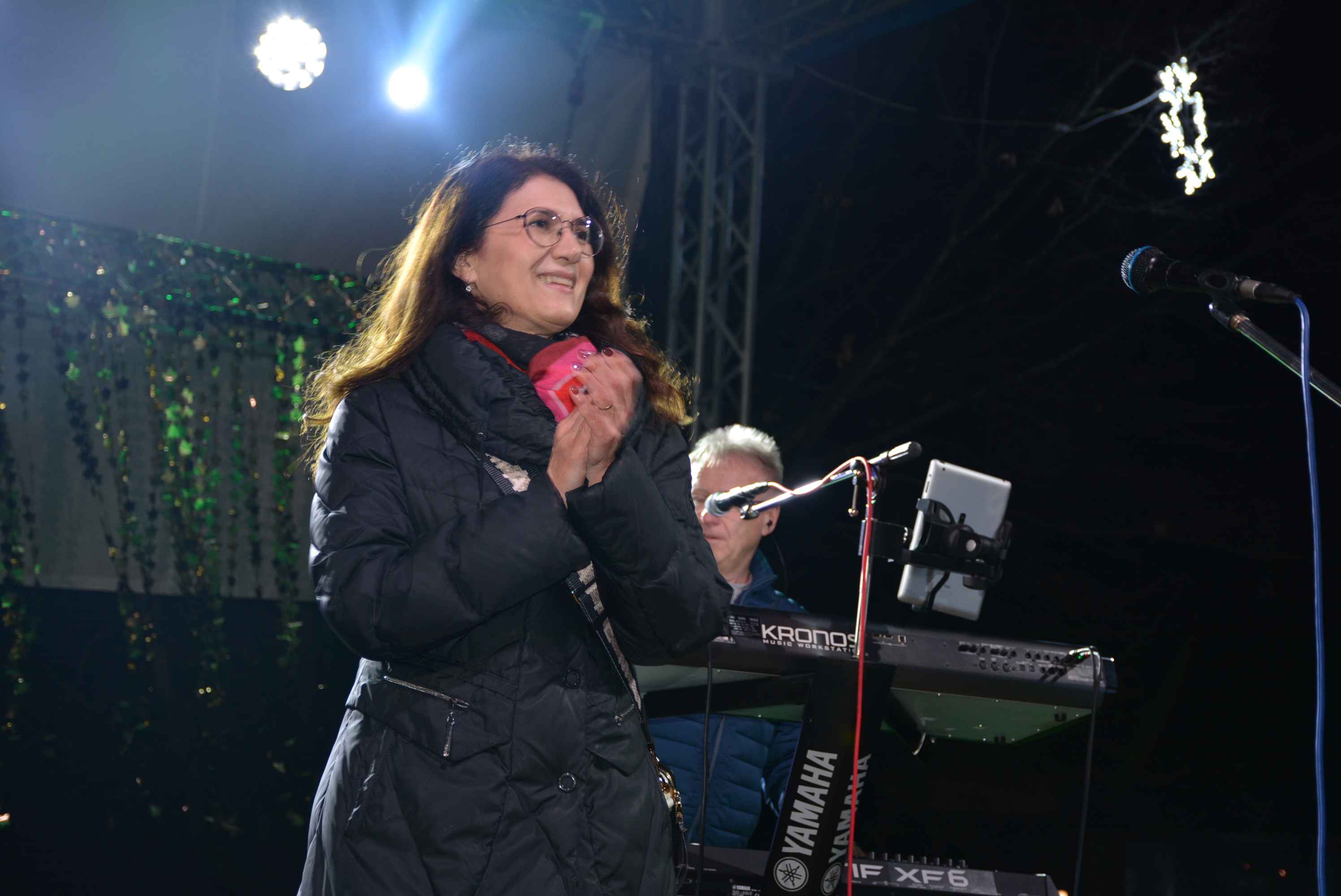 FOTO/VIDEO Čakovec veselo proslavio dolazak 2024. uz ritam ‘Noćne smjene’ i puni trg