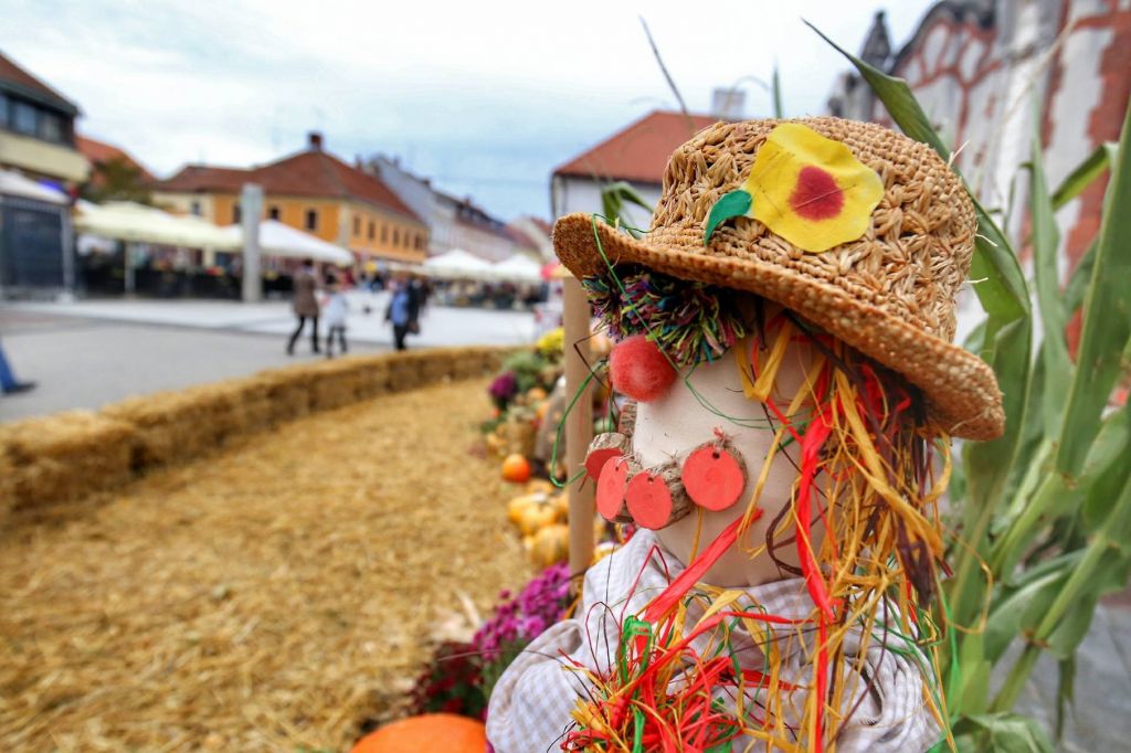 2228117910213170903644147337410