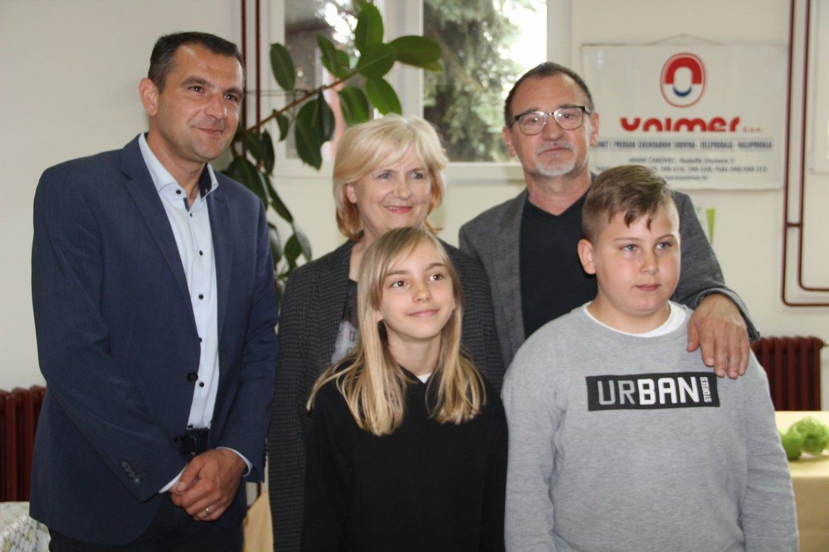 POHVALNO! Više od 6600 predškolaca i učenika prikupilo čak 123 tone papira