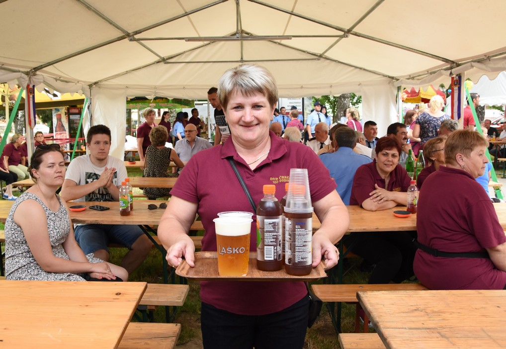 Svečana proslava: Stoti rođendan DVD-a Črečan