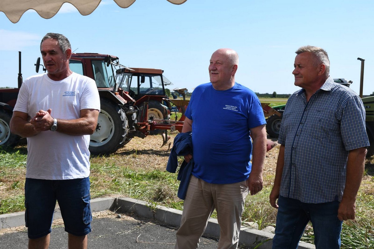 NATJECANJE ORAČA Započelo Županijsko natjecanje u oranju