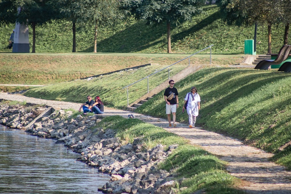 KLIKOM PO MURI Brojni građani uživali u toploj nedjelji u Murskom Središću