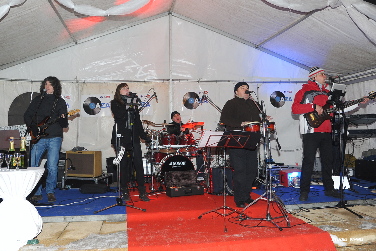 270510969dsc1886782731