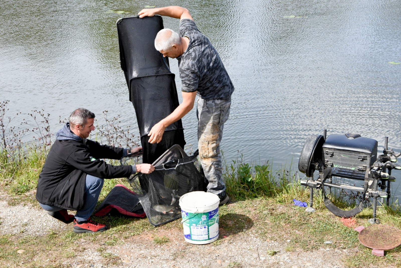 FOTO Na društvenom natjecanju u ribolovu pobijedio Tomislav Filipović s 2,86 kilograma ribe