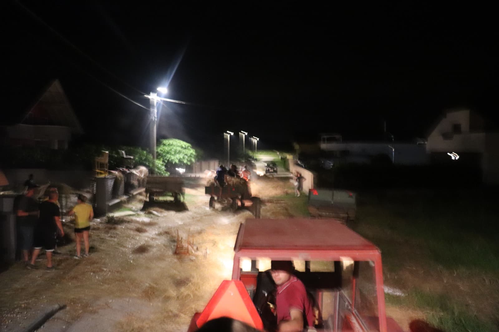 FOTO Čuvanje običaja u Podturnu: ‘Skončaje’ za zaručnike Gorana Škvorca i Sanju Međimurec