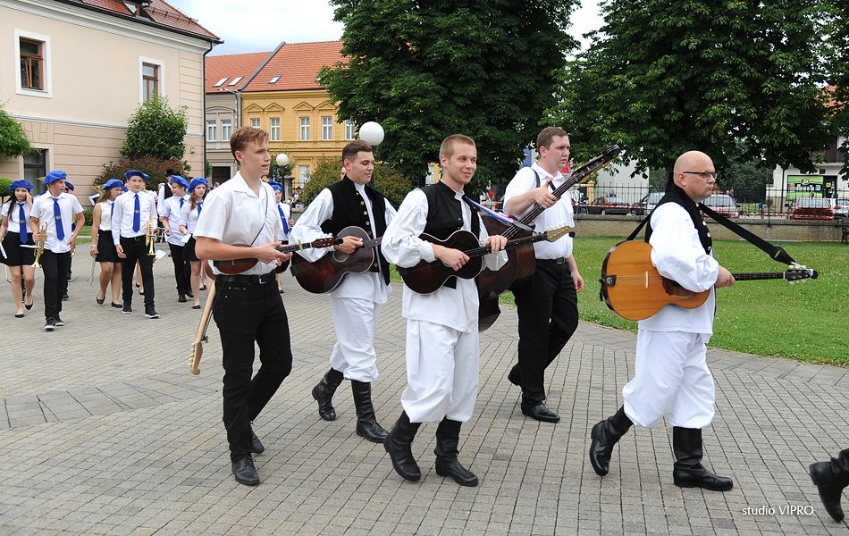 359115665dsc1817381762