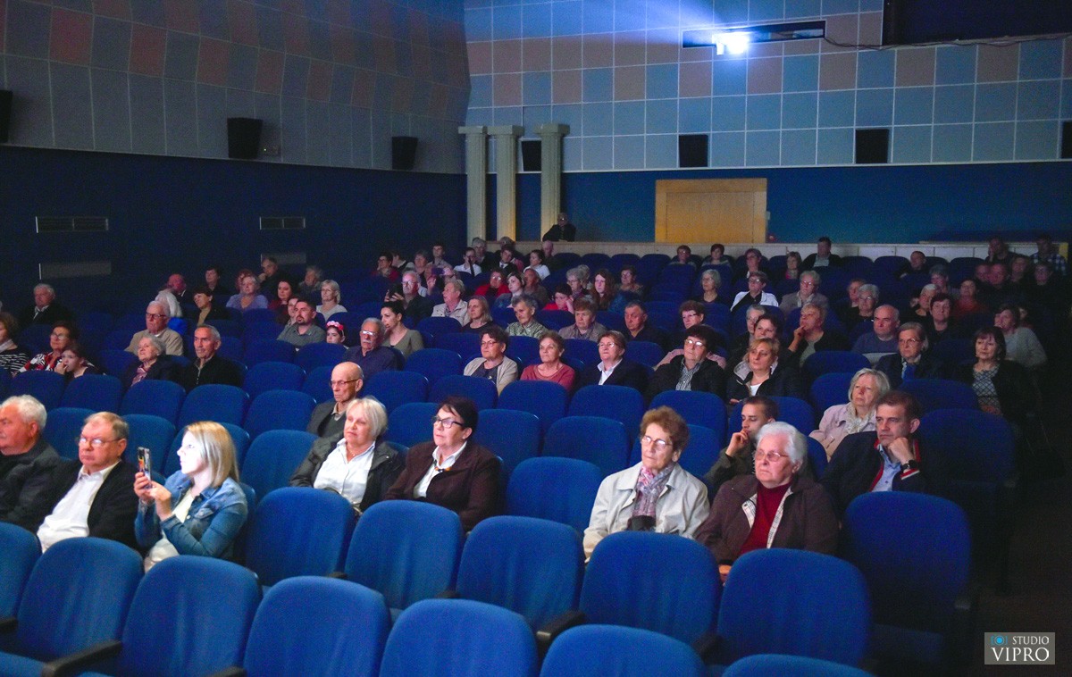 Udruga umirovljenika pjesmom čestitala Majčin dan