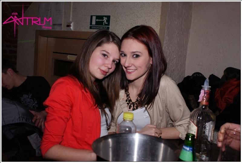 slika0037 Antrum (Subota, 12.1.2013.) slika0037 Antrum (Subota, 12.1.2013.)