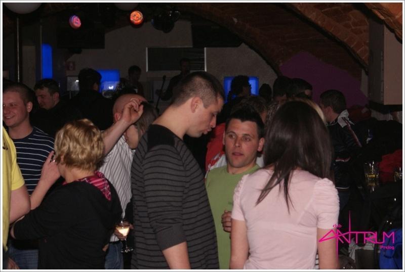 slika0016 Antrum (Petak i subota, 22. i 23.3.2013 – Mladen Burnać i Queens party) slika0016 Antrum (Petak i subota, 22. i 23.3.2013 – Mladen Burnać i Queens party)