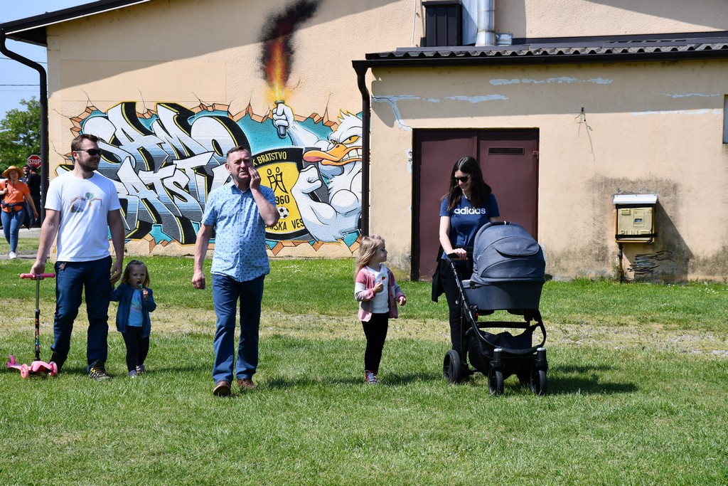 VIDEO I FOTO Međunarodno konjičko druženje okupilo brojne uzgajivače konja iz SZ Hrvatske te Slovenije i Austrije