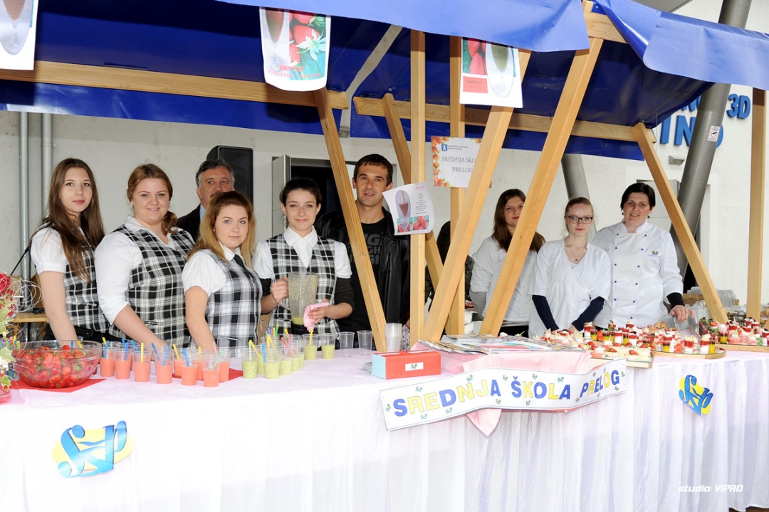 292812075dsc9364245920