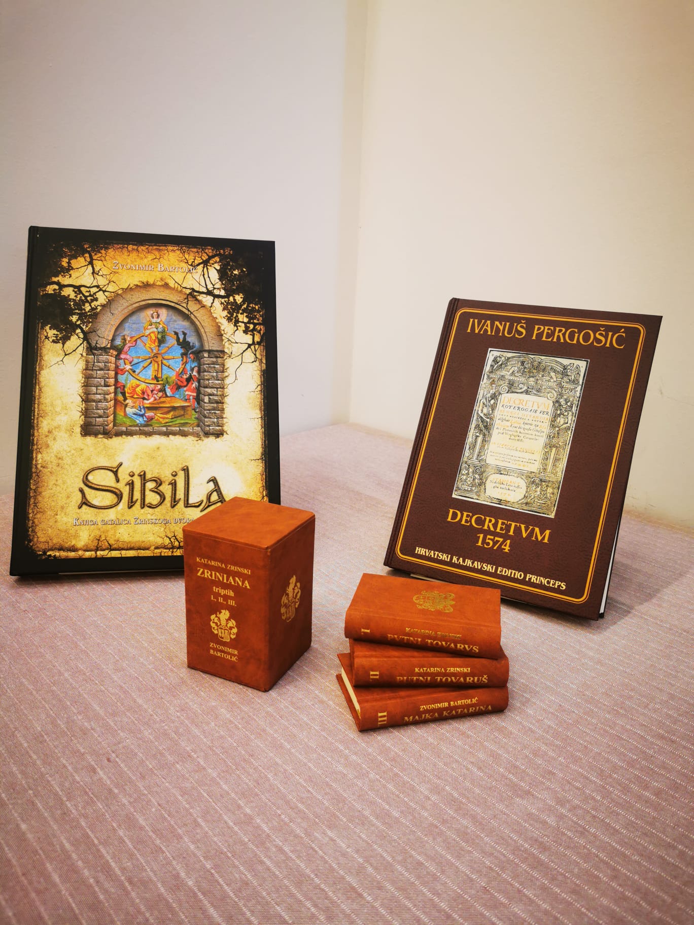 OGRANAK MATICE HRVATSKE U ČAKOVCU Predstavljena spomenica i otvorena izložba