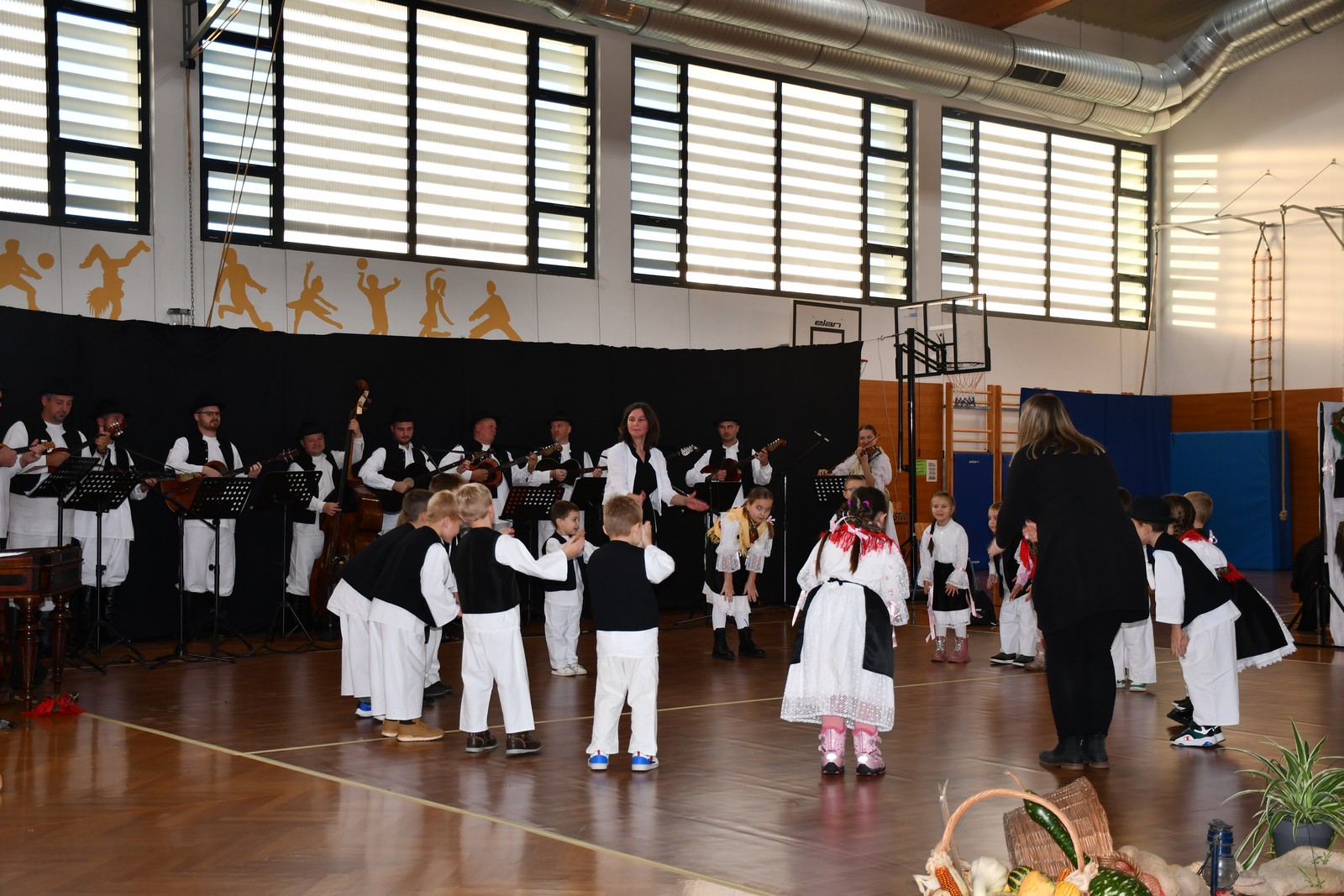 ČUVARI TRADICIJE Godišnja priredba KUD-a Belica